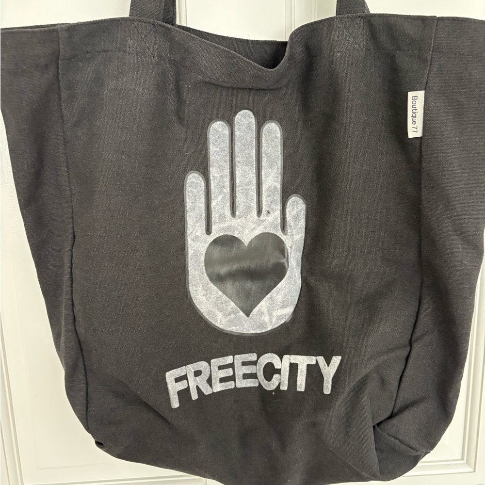 Freecity Charcoal Tote with Heart Design